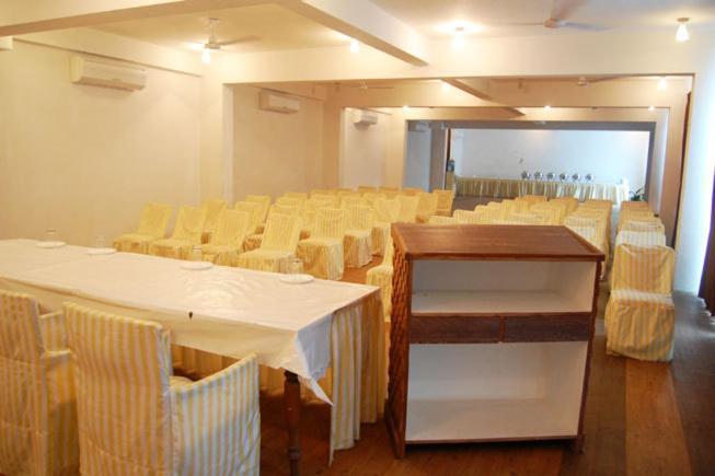Alka Hotel 烏代浦 外观 照片